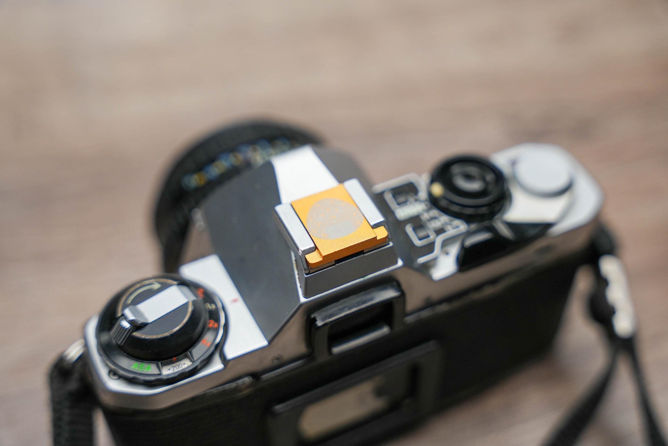 Unieke Aluminium Flitsschoen met Japanse Onigiri Gravure – Verkrijgbaar in Goud, Zilver en Zwart