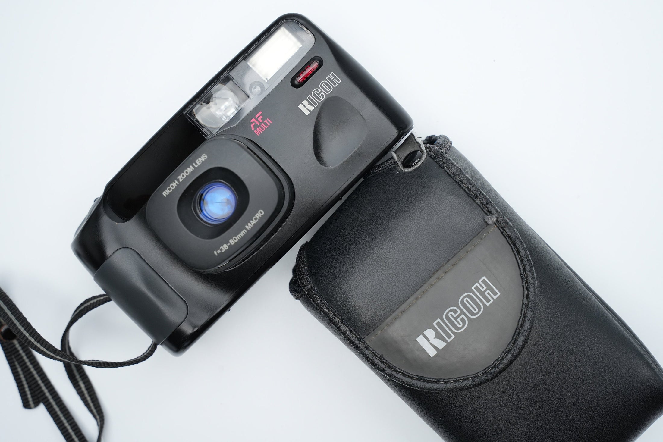 Ricoh RZ-800 - Compact 35mm Point-and-Shoot Camera with Zoom Lens and Macro Function