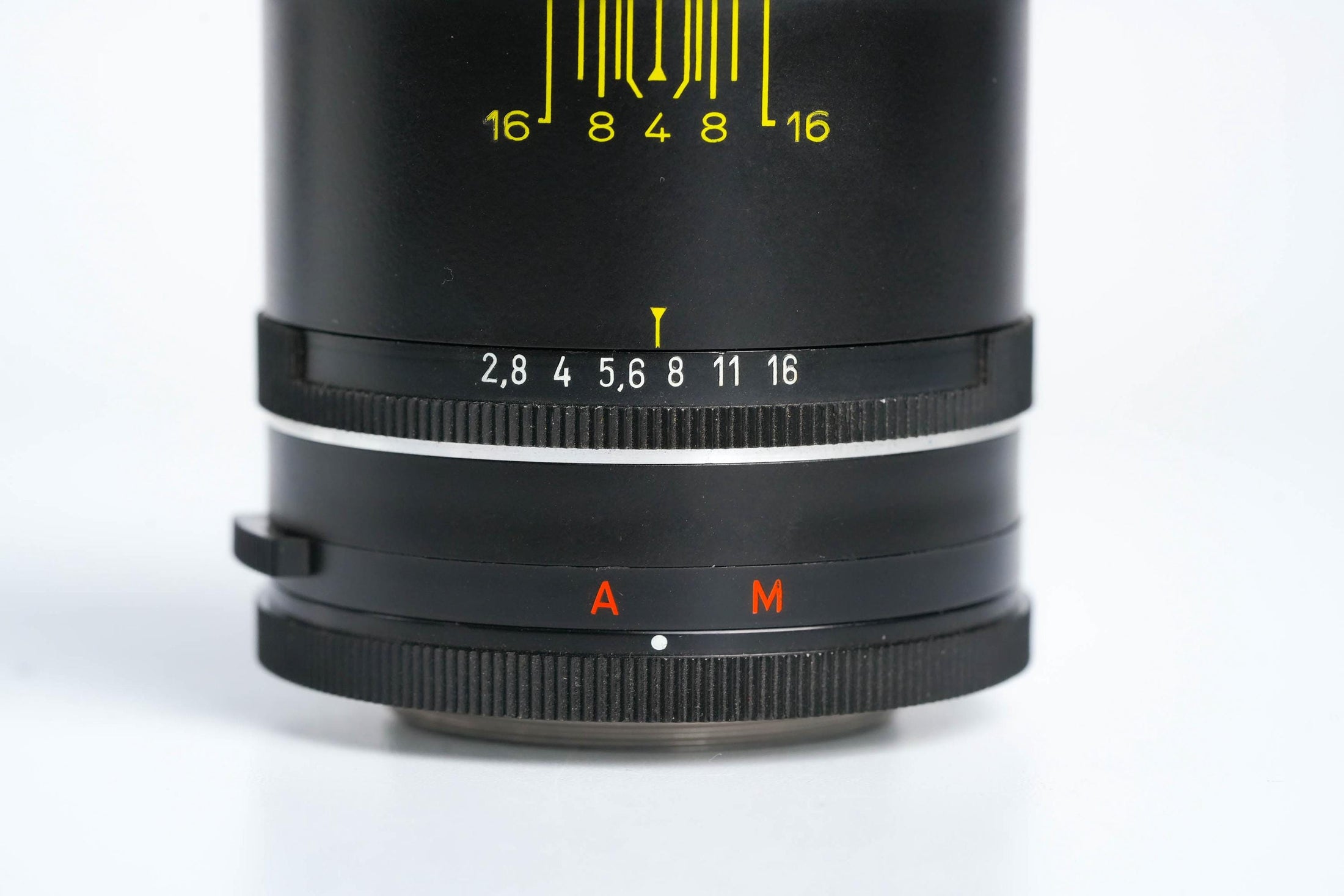 Enna München Tele-Ennalyt 135mm f/2.8 – Classic German Telephoto Lens