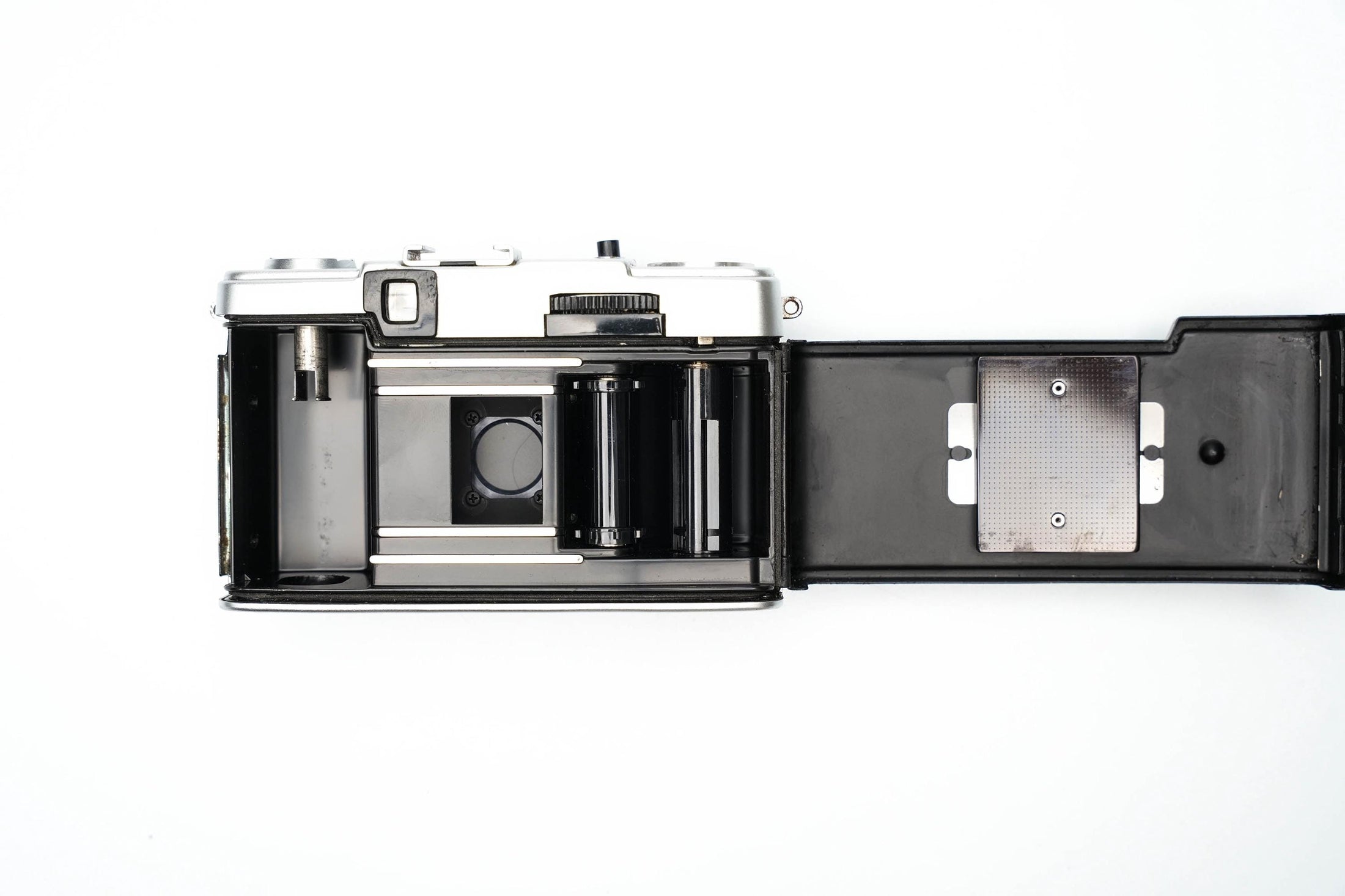 Olympus Pen EE-3 – Iconic Half-Frame Camera | Working with User Trails
