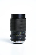 Load image into Gallery viewer, Tokina RMC 35-135mm f4-4.5 (OM-mount) – Vintage Allround Zoomlens
