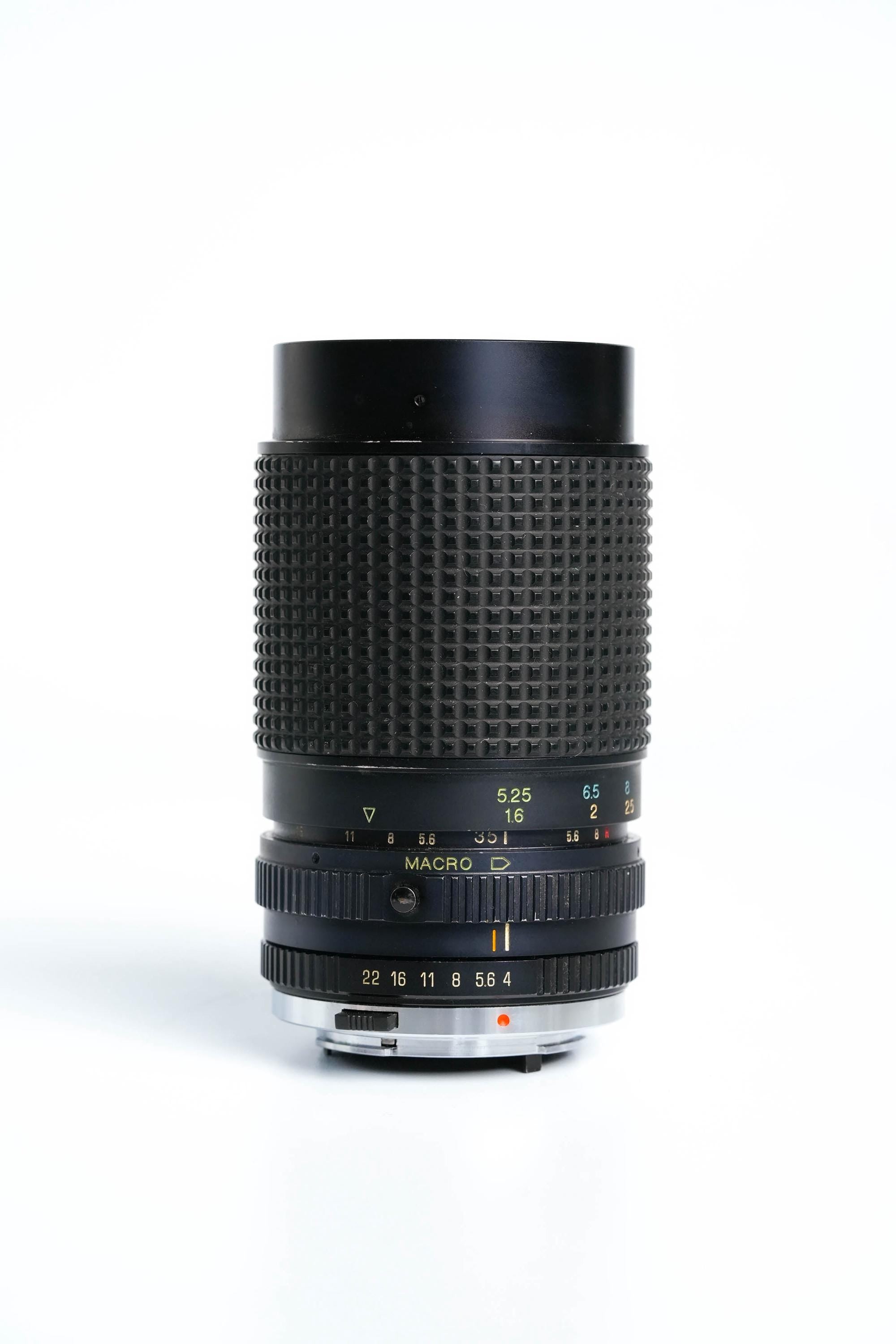Tokina RMC 35-135mm f4-4.5 (OM-mount) – Vintage Allround Zoomlens
