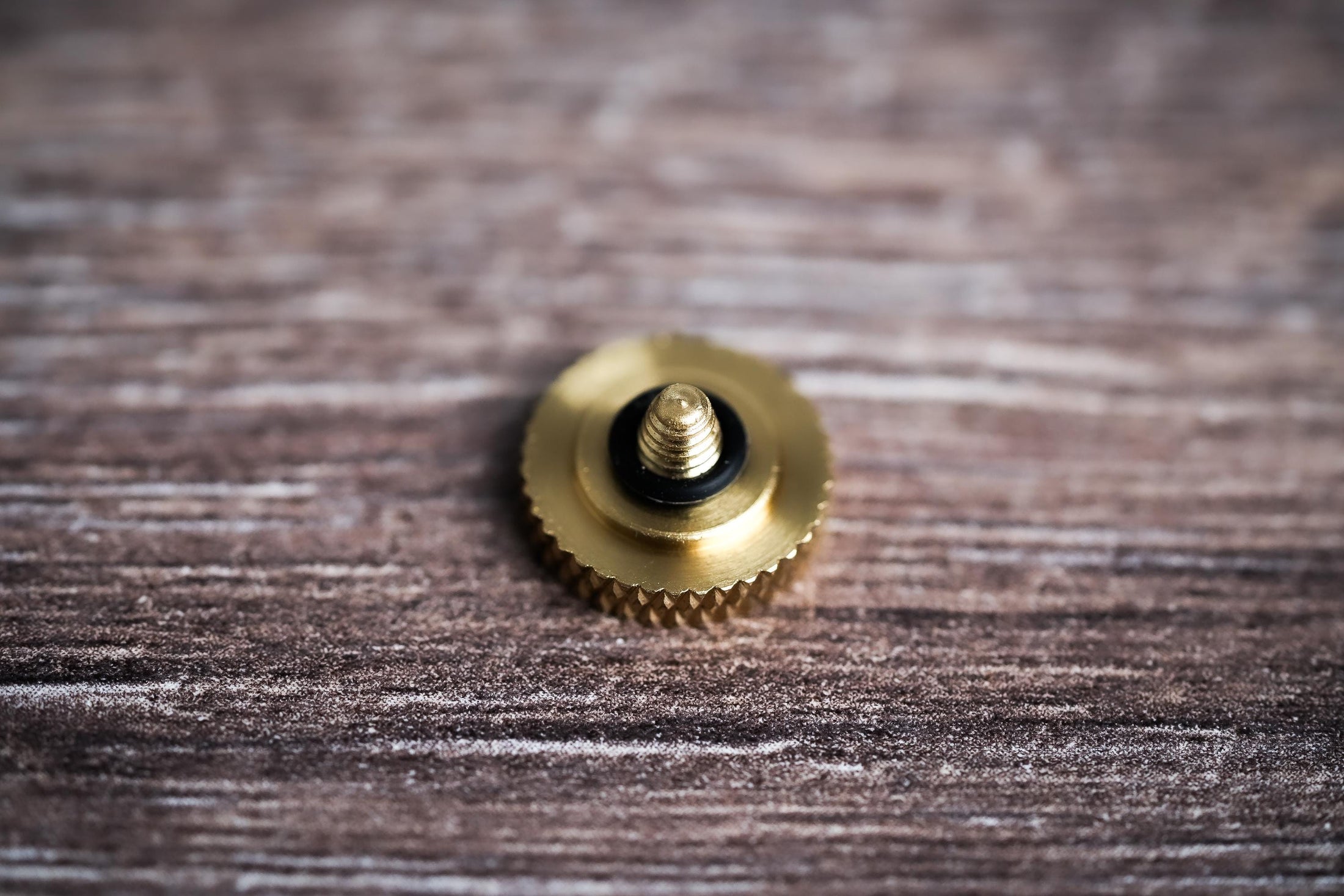 Ontspanknop messing boogpatroon – licht messing – handgemaakt & gelaserd ontwerp