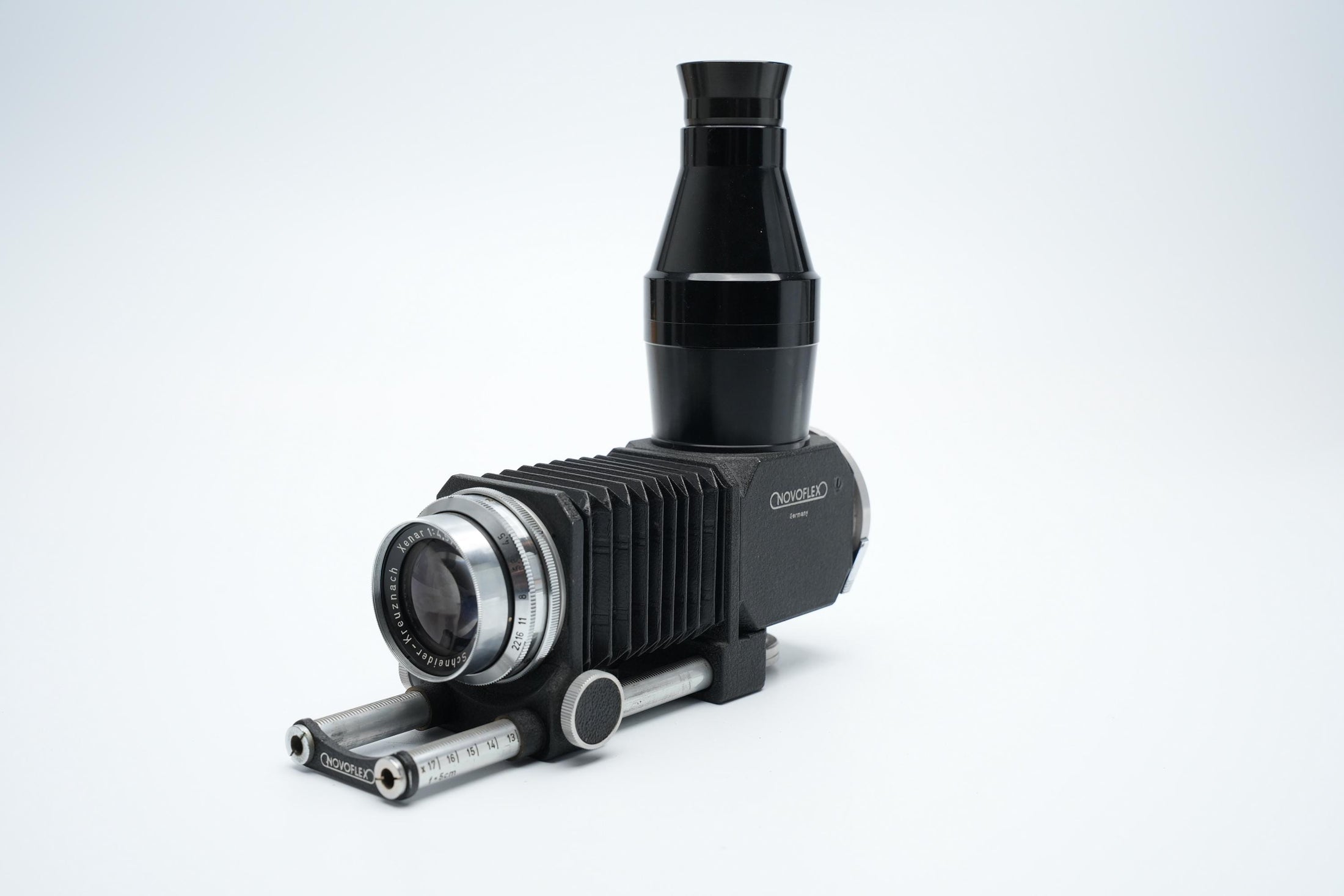 Novoflex Bellows with Schneider-Kreuznach Xenar 135mm f/4.5 Macro Lens – Vintage Macroset for Precision Photography