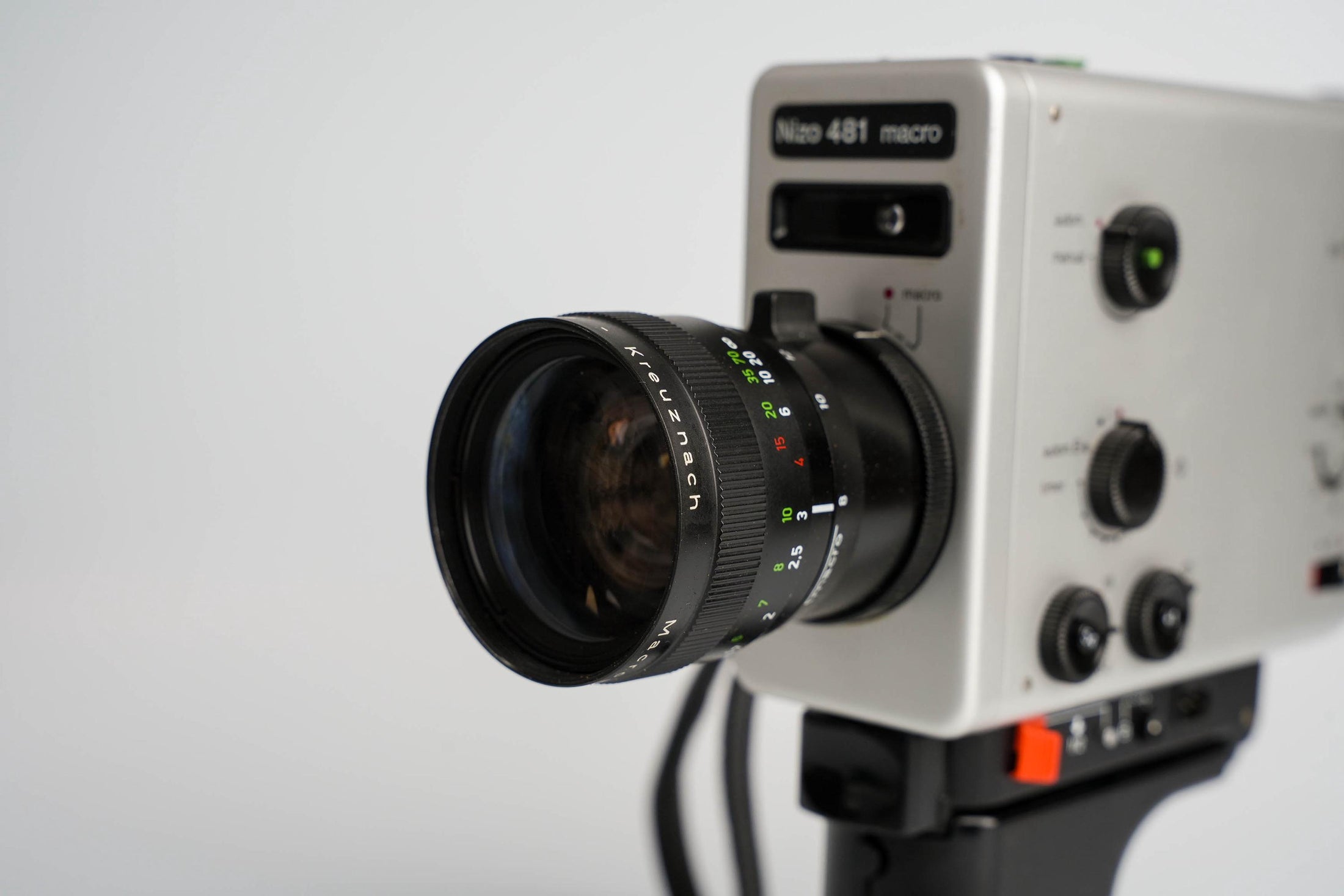 Braun Nizo 481 Macro Super 8 Camera – Fully Functional, f/1.8 Lens (8-48mm)