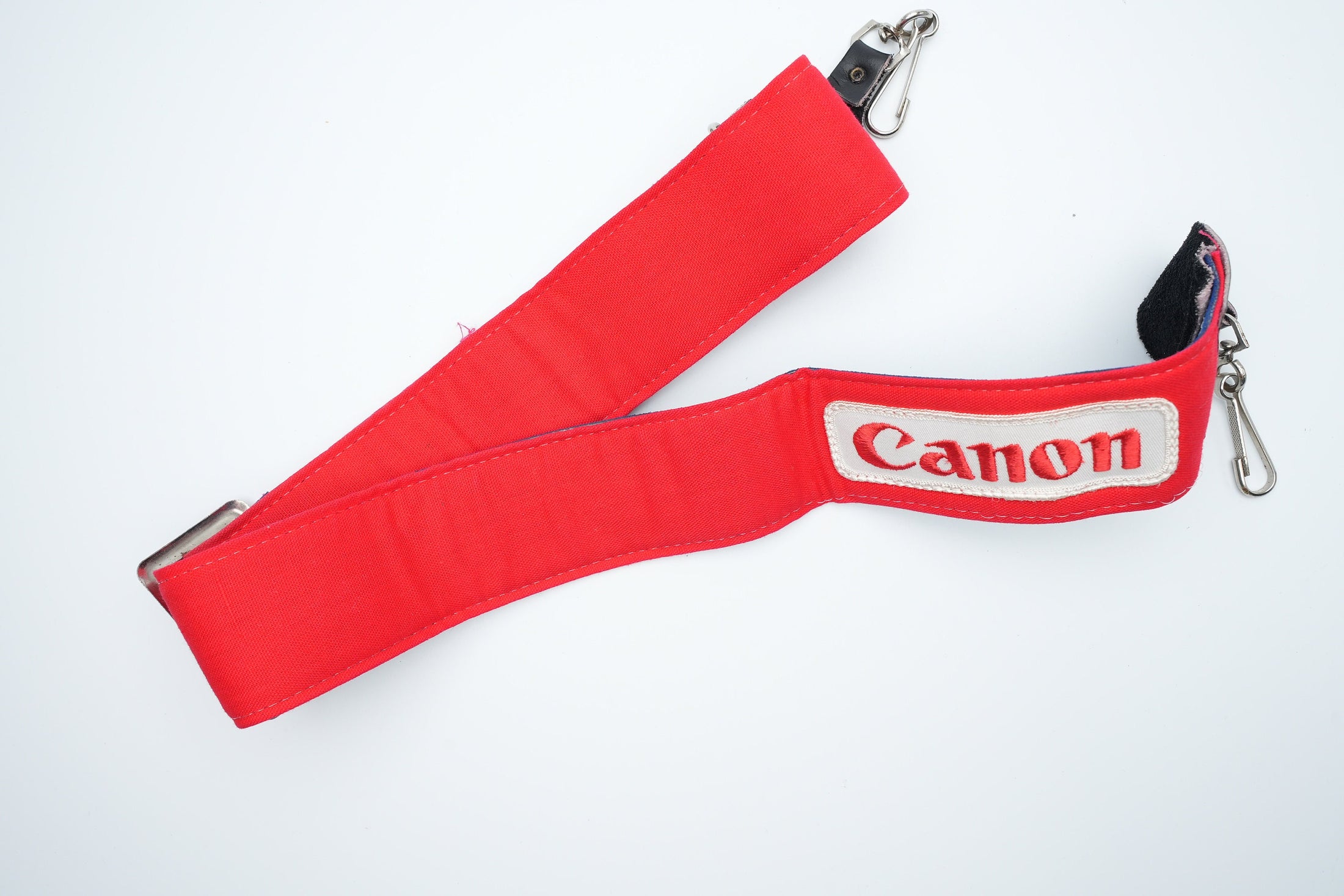 Rare Red Canon Camera Strap – Vintage Style, 100 cm / 39.4 inch – Sturdy and Comfortable Carry Strap