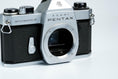 Load image into Gallery viewer, Pentax Spotmatic F + SMC Takumar 55mm f/1.8 – Fully functional + free 35mm film
