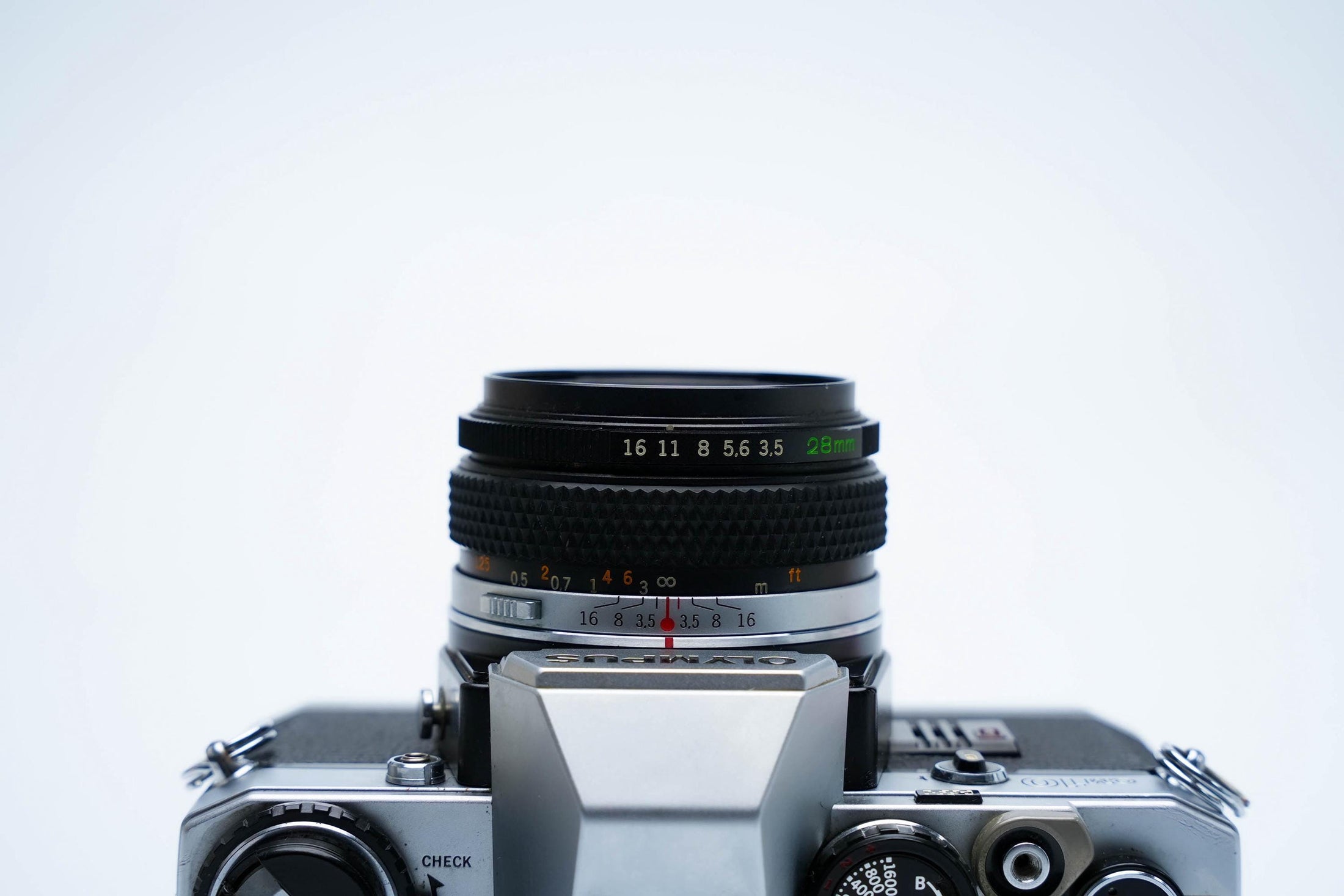Olympus OM-10 + OM-System G.Zuiko 28mm f/3.5 + Free Kodak Gold 35mm