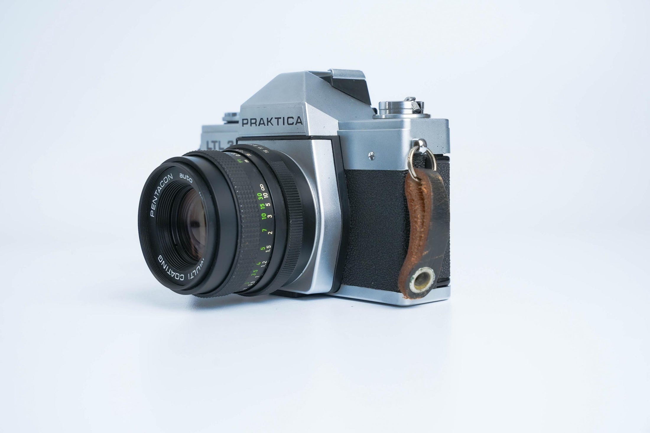Praktica LTL 3 + Pentacon 50mm f/1.8 – Vintage 35mm SLR Camera | Fully Working
