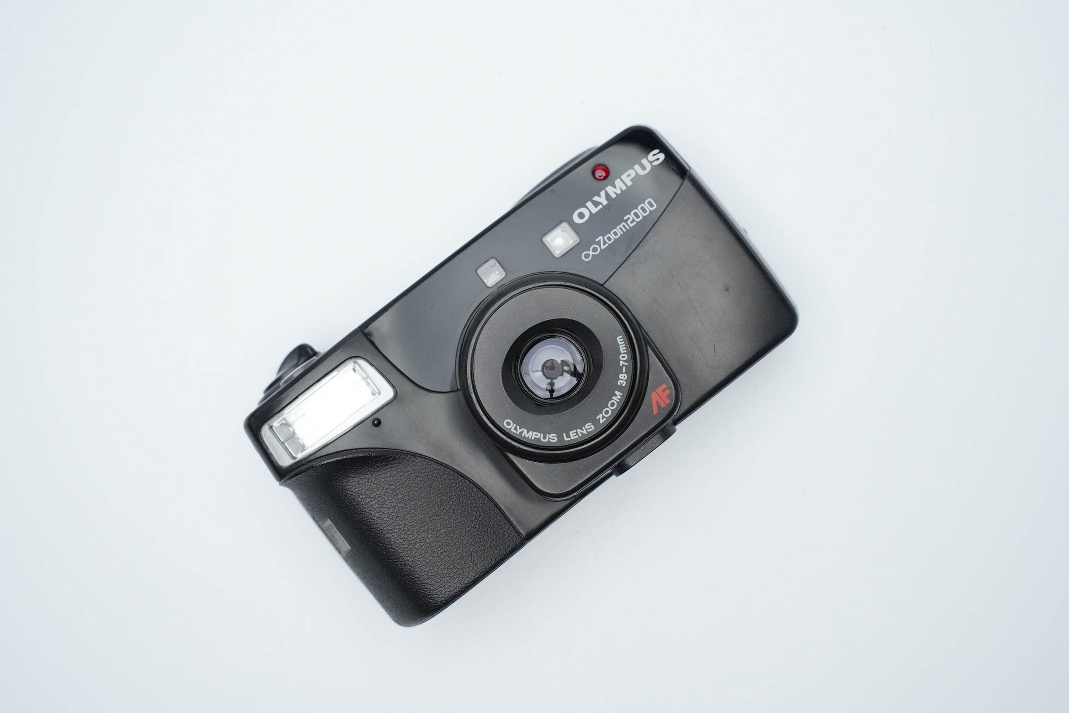 Olympus Zoom 2000 - Compact 35mm Point-and-Shoot Camera with 38-70mm Zoom Lens
