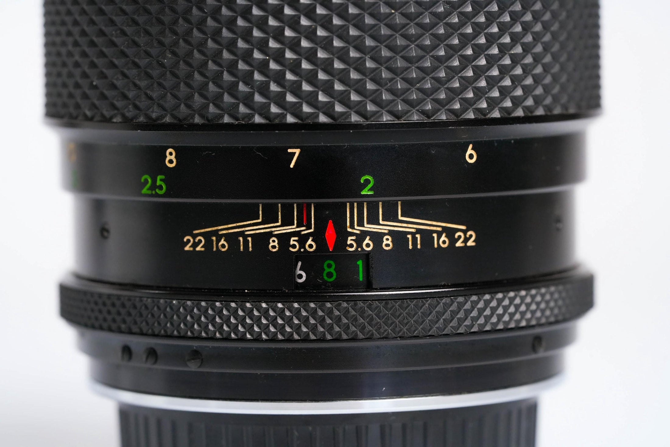 Quantaray 135mm f/2.8 Telephoto Lens – Minolta MD-mount – Vintage Portrait Lens
