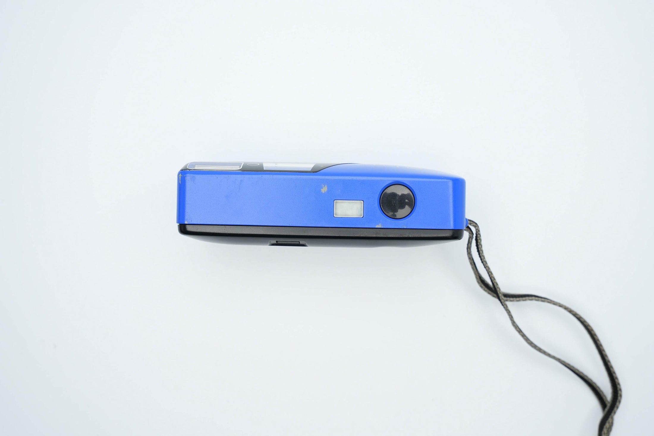 Konica EU-mini Point-and-Shoot Camera in Iconic Blue – Compact and Vintage Cool