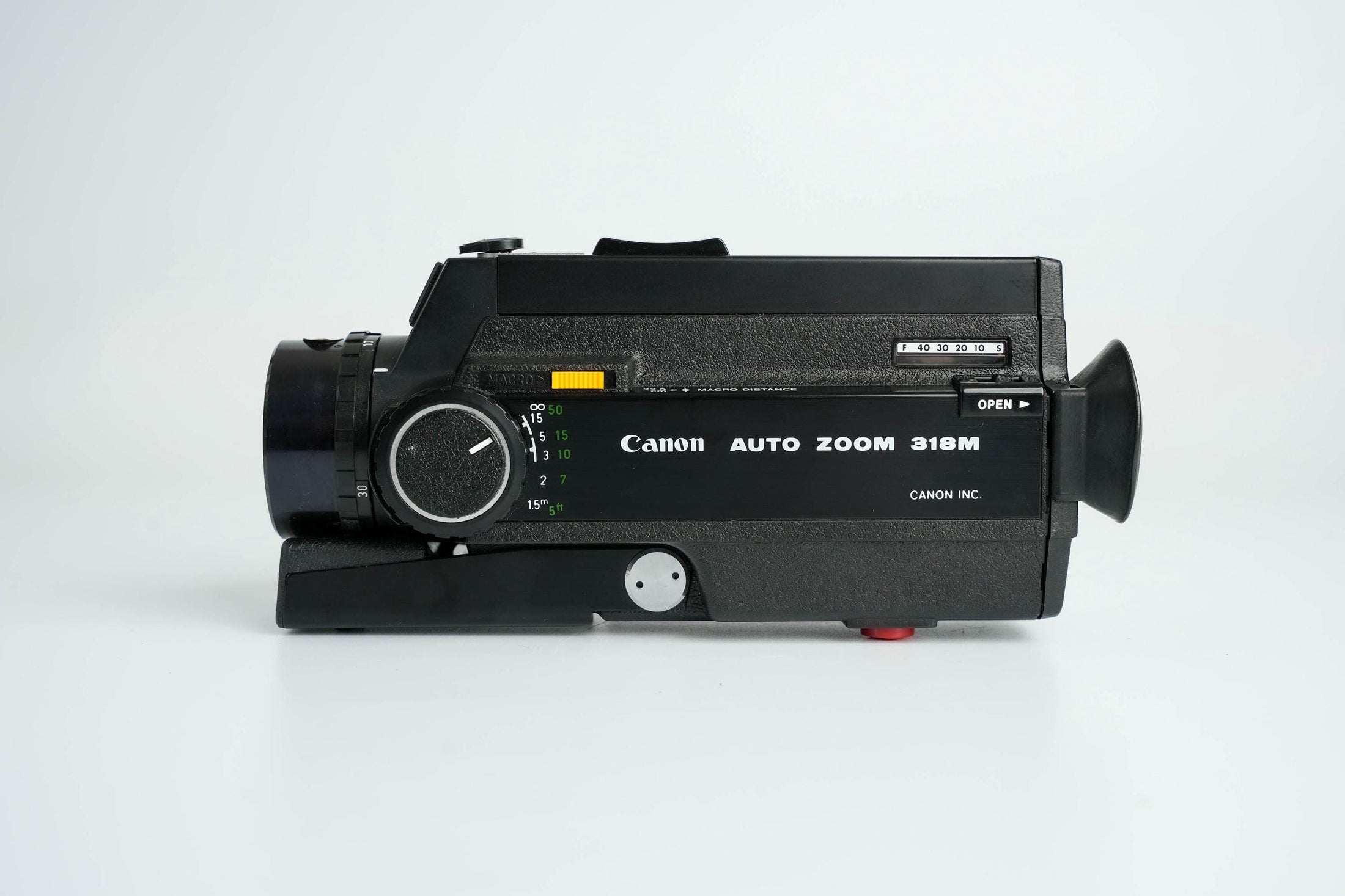 Canon Auto Zoom 318M – Iconic Super 8 camera with 10-30mm f/1.8 lens (Fully Functional)