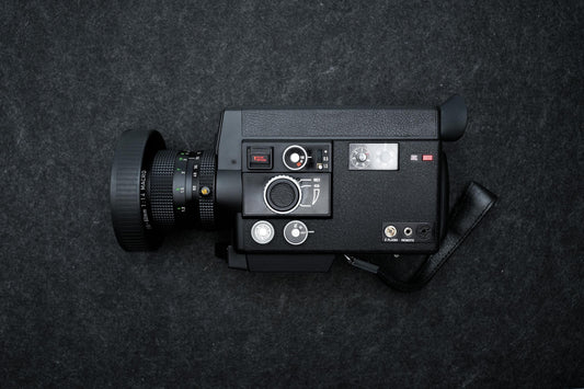 Canon 814XL Electronic – Super 8 Camera – 1977 – Zwart – Macro Zoom – Voor filmmakers & verzamelaars – XL-opnamen – Professioneel model