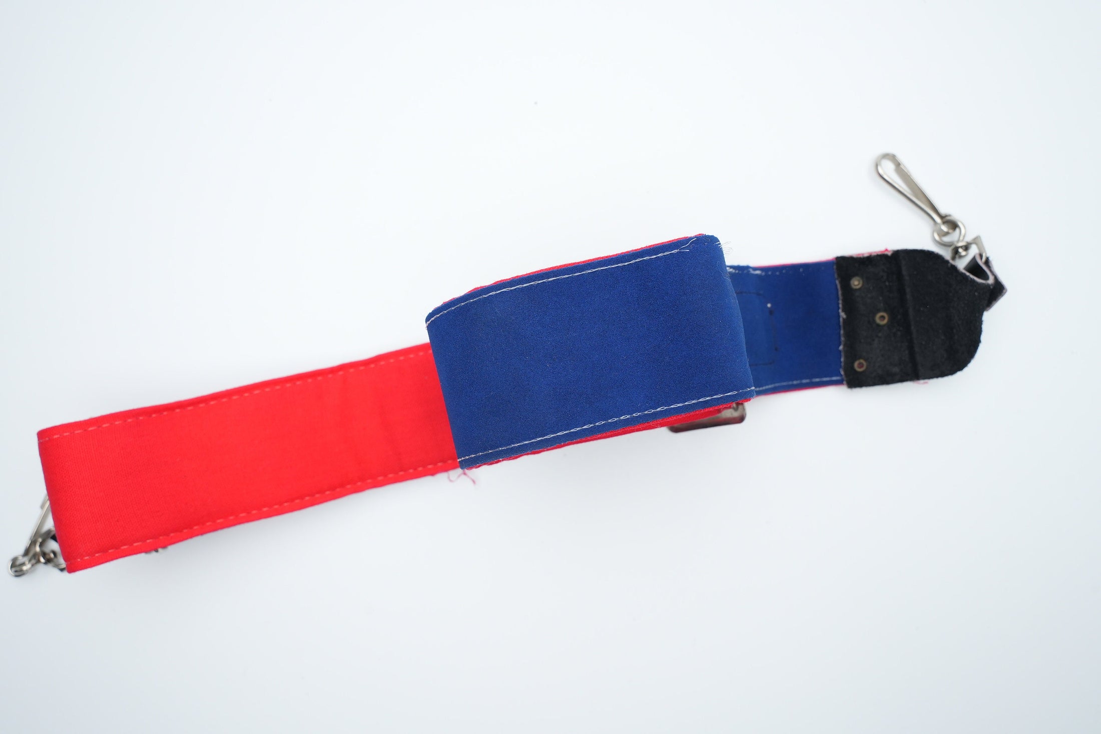Rare Red Canon Camera Strap – Vintage Style, 100 cm / 39.4 inch – Sturdy and Comfortable Carry Strap