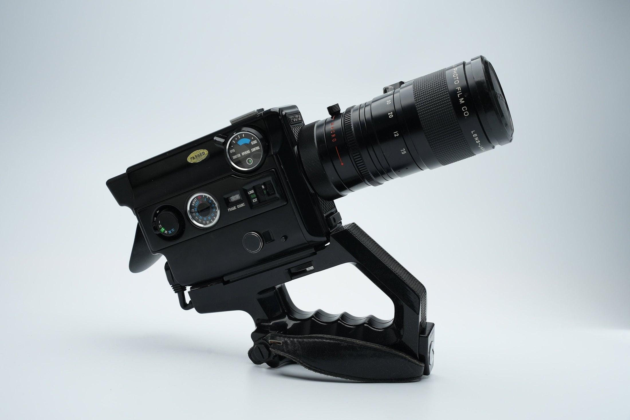 Fujica New ZC1000 Single-8 Film Camera with EBC Fujinon MA-Z Macro Zoom Lens – Full Functionality (Dutch manual)