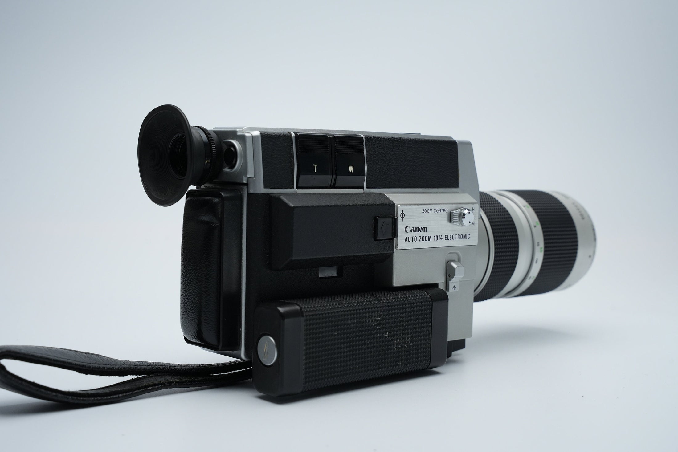 Canon Auto Zoom 1014 Electronic Super 8 Camera | Vintage Film Camera with 10x Zoom and Macro Lens | Fully Working with Original Carrying Bag
