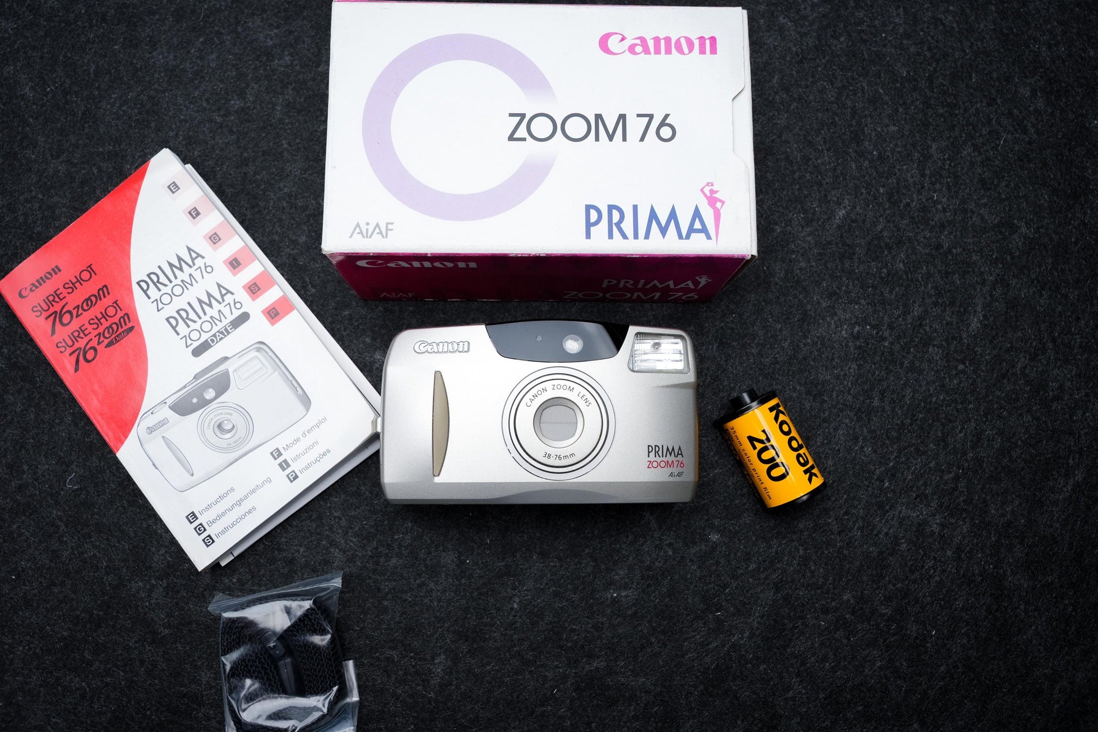 Canon Prima Zoom 76 + gratis 35mm film – 35mm point-and-shoot camera – 1999 – nieuw in doos, old stock