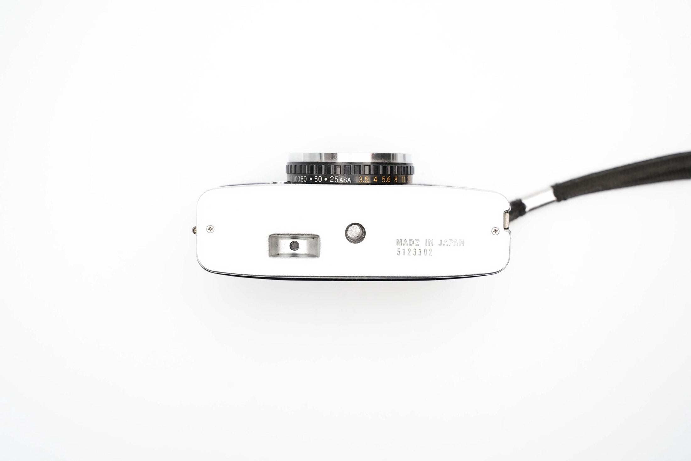 Olympus Pen EE-3 - Compact Half-frame Camera with Working Light Meter