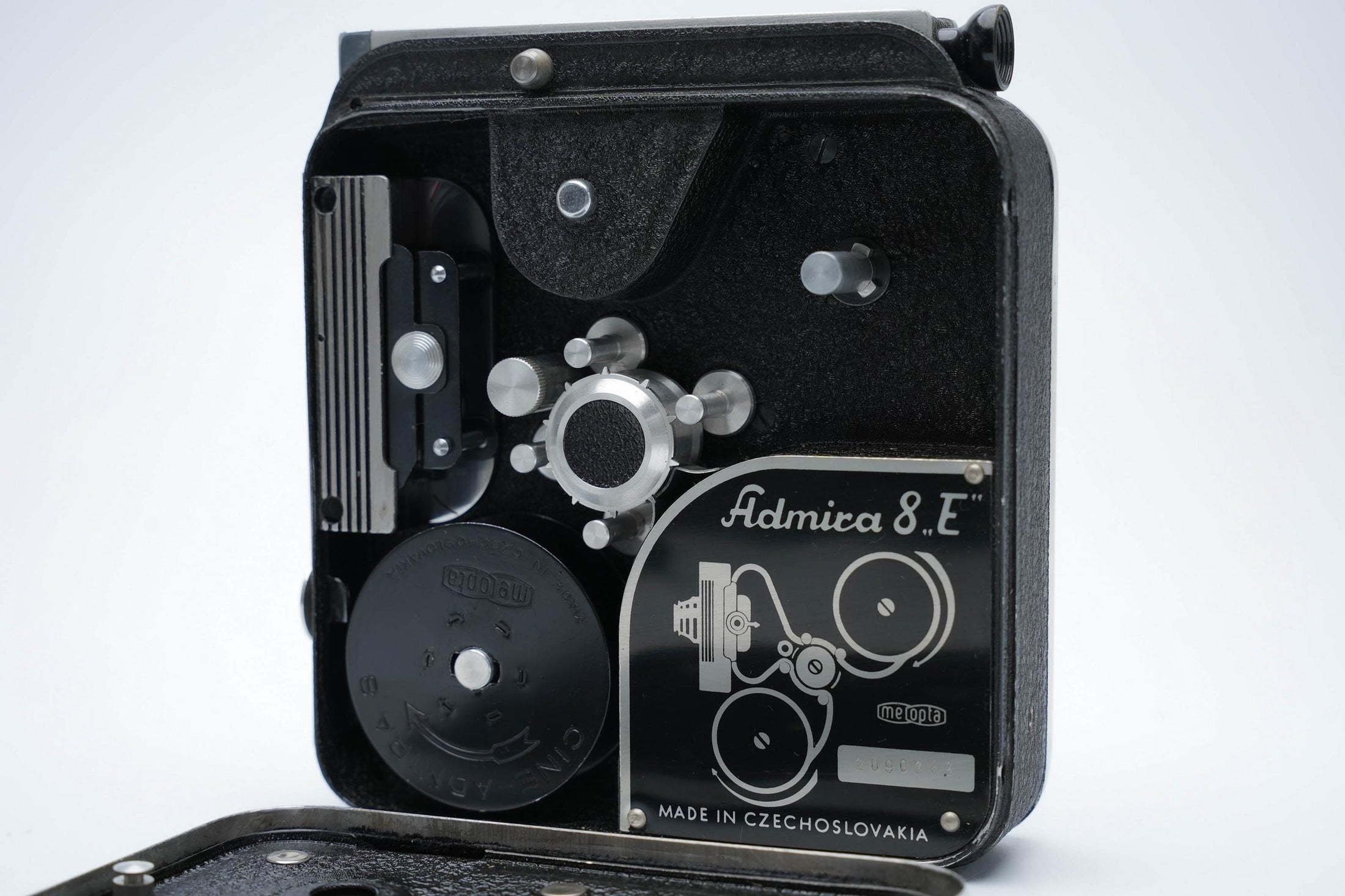 Admica Meopta 8mm Film Camera – Vintage Quality and Fully Functional