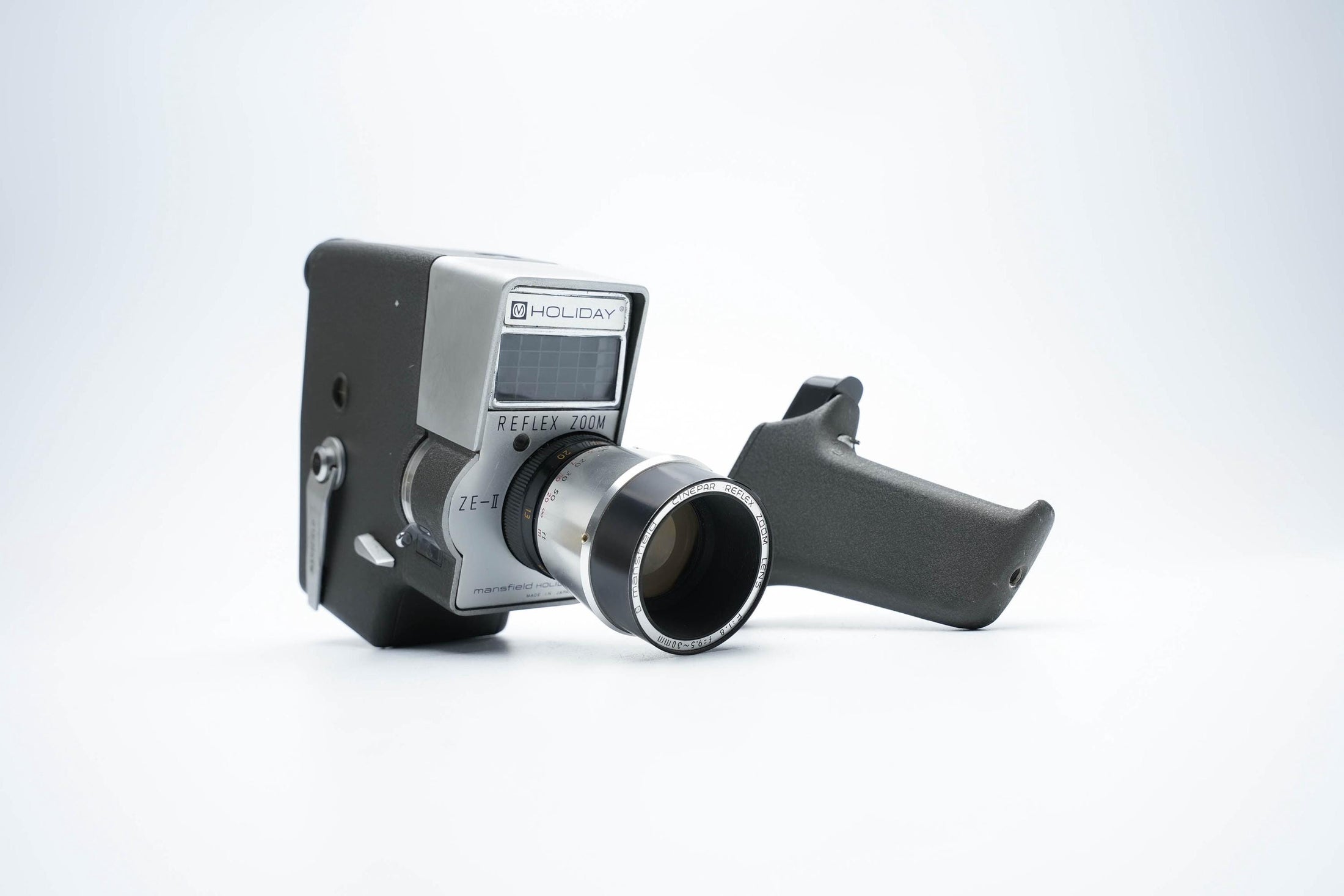 Holiday Reflex Zoom ZE-II – Stylish 1960s 8mm Film Camera, Fully Functional