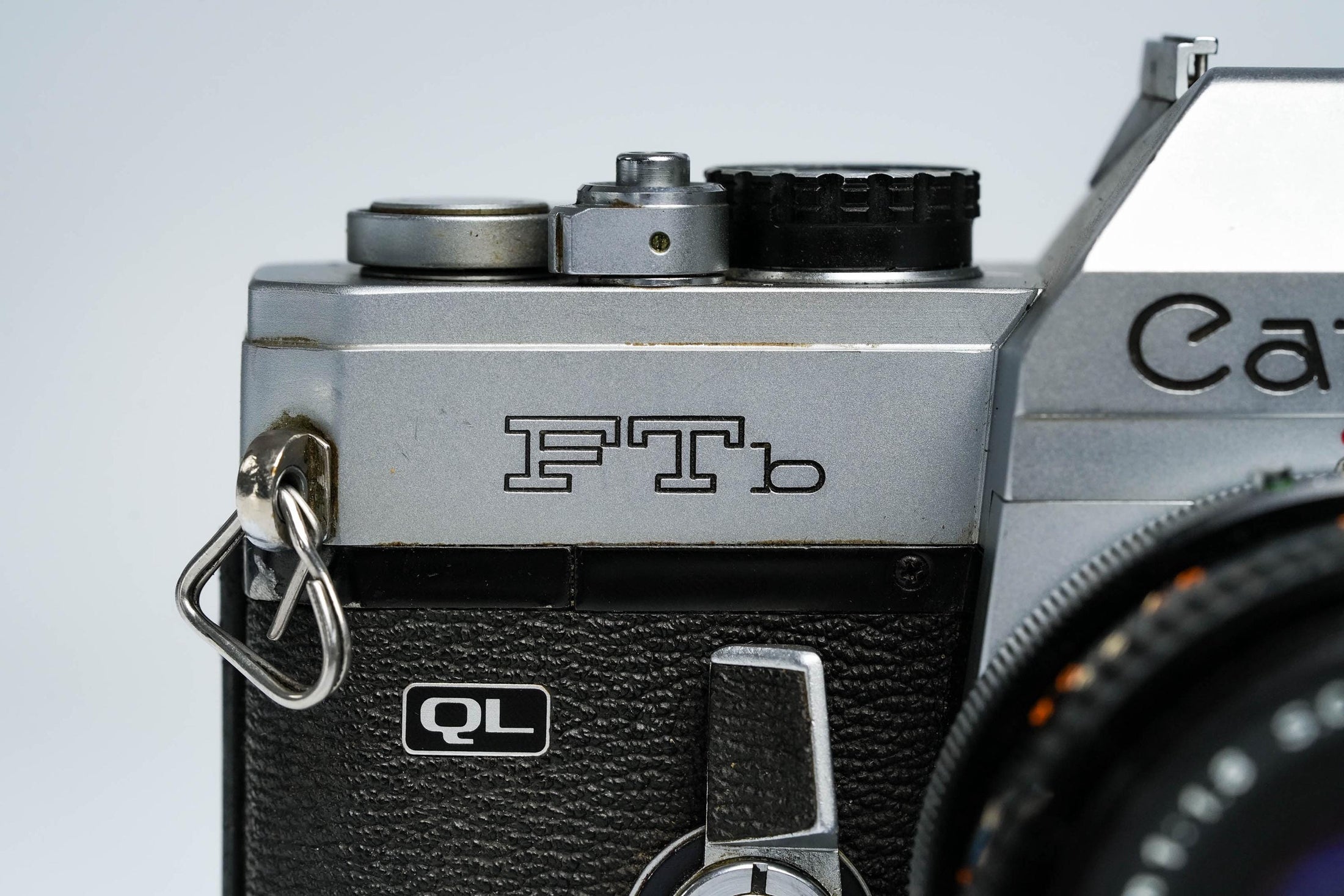 Canon FTb + 50mm f/1.8 SC + Free Kodak Gold – Vintage 35mm SLR | Fully working