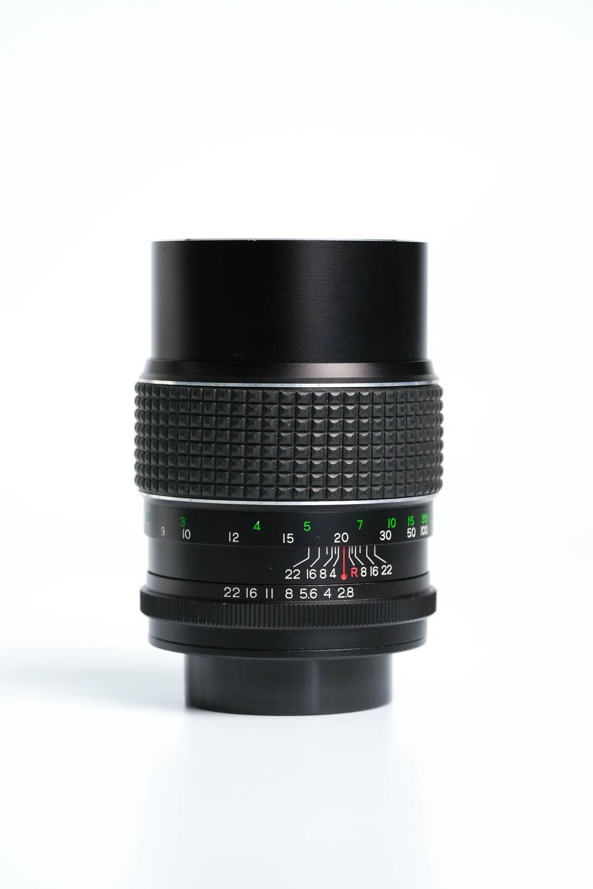 Pentor 135mm f/2.8 – Classic Telephoto Lens with M42 Mount