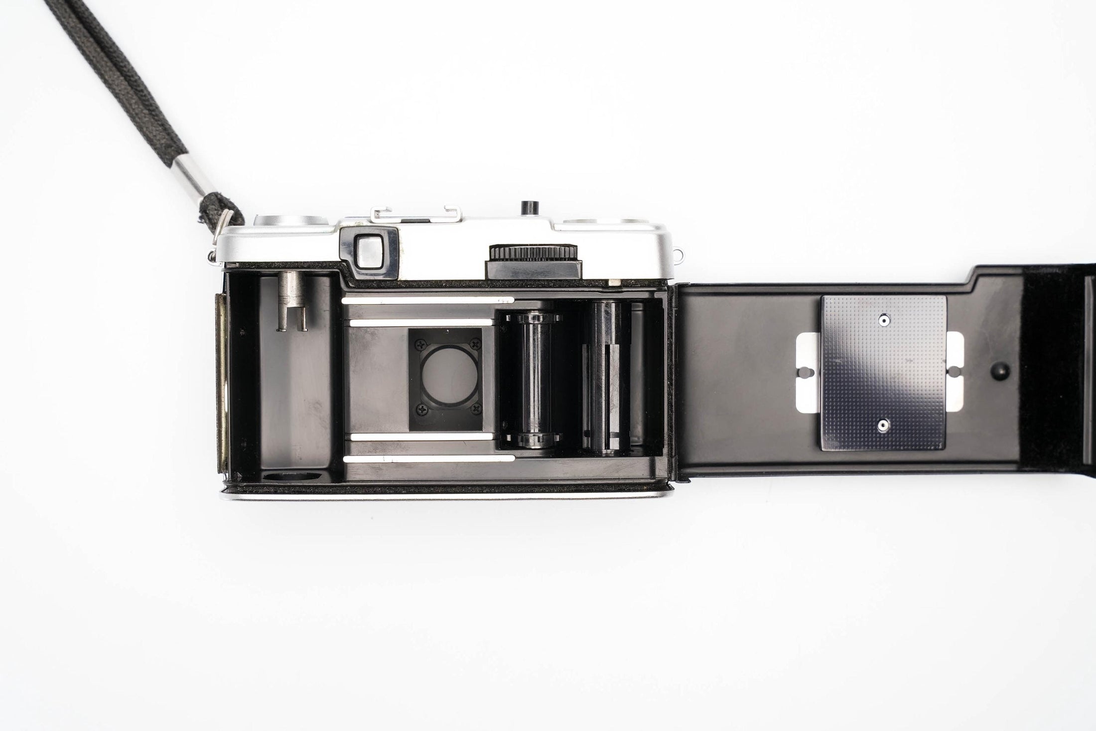 Olympus Pen EE-3 - Compact Half-frame Camera with Working Light Meter