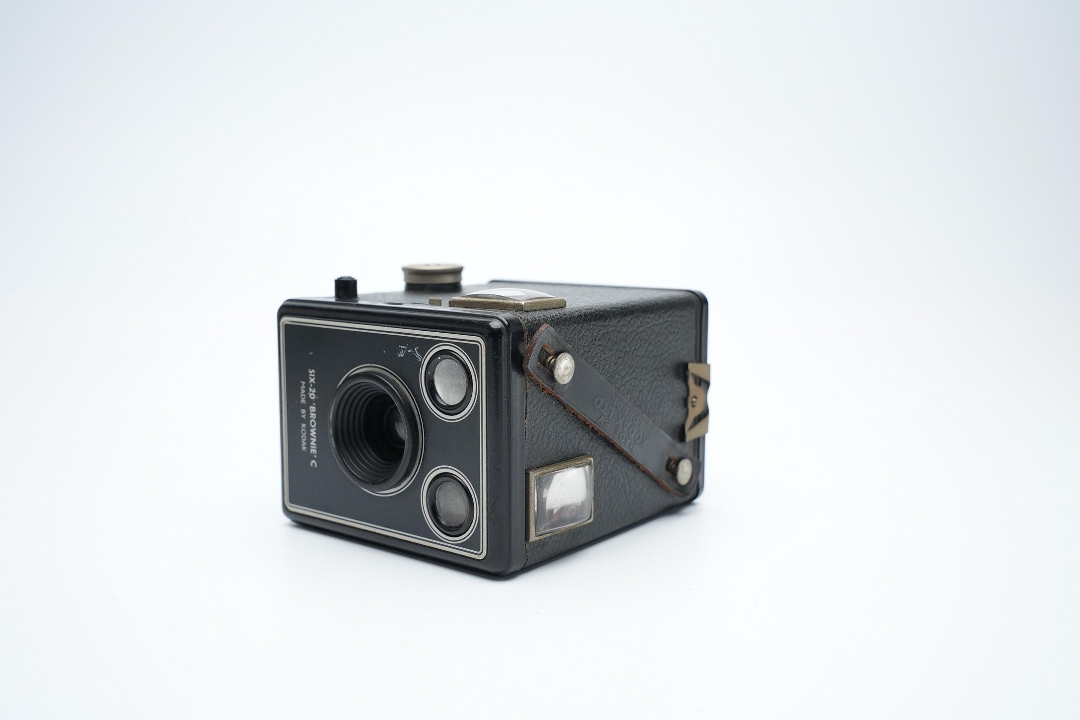 Kodak Six-20 Brownie C Boxcamera | Authentic Vintage Camera from the 1940s for 620 Film