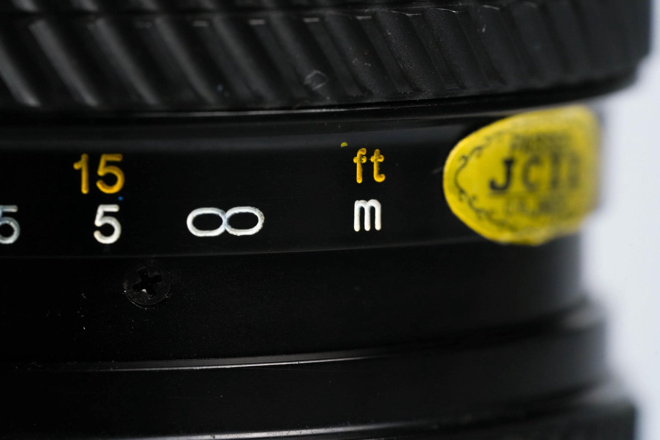 Tokina 28-70mm f3.5-4.5 (Minolta MD) – Versatile Vintage Zoom Lens