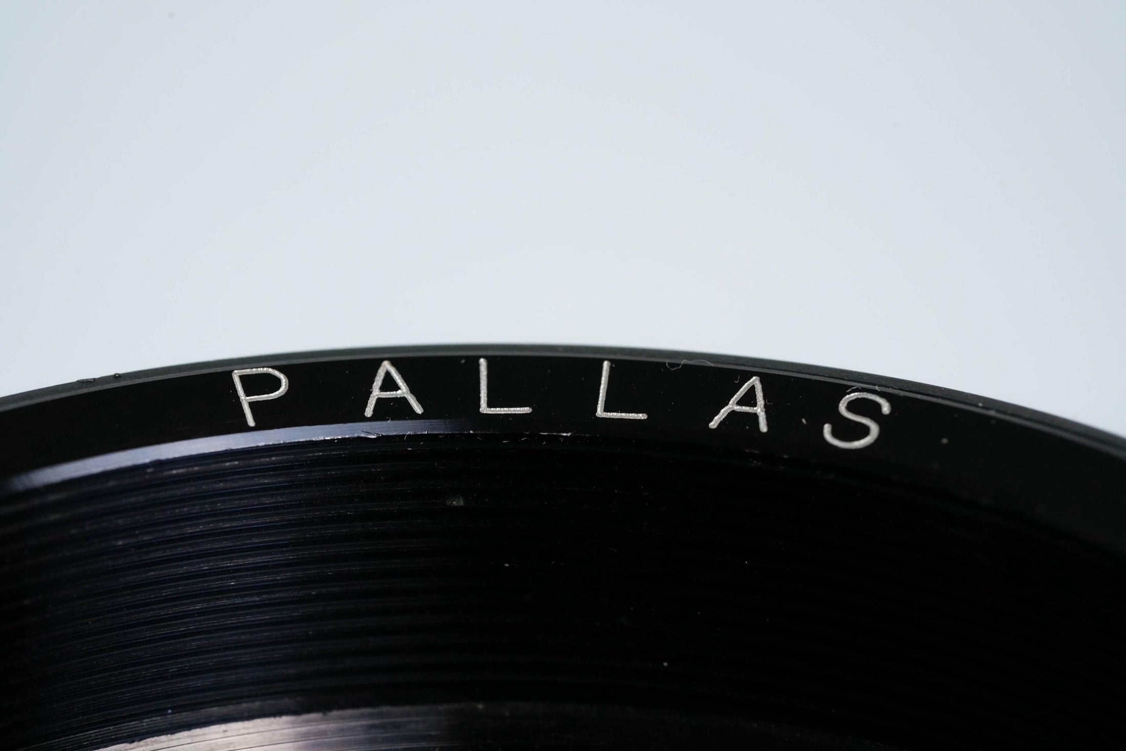 Pallas 135mm f/2.8 – Vintage Telelens for M42 Mount