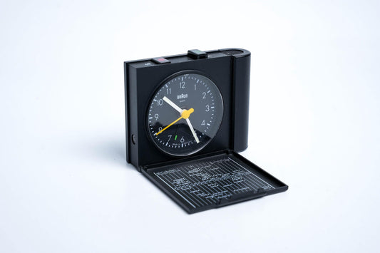 Braun 4784 / AB 313 SL – Vintage reiswekker | Dieter Rams designicoon | Goed werkend