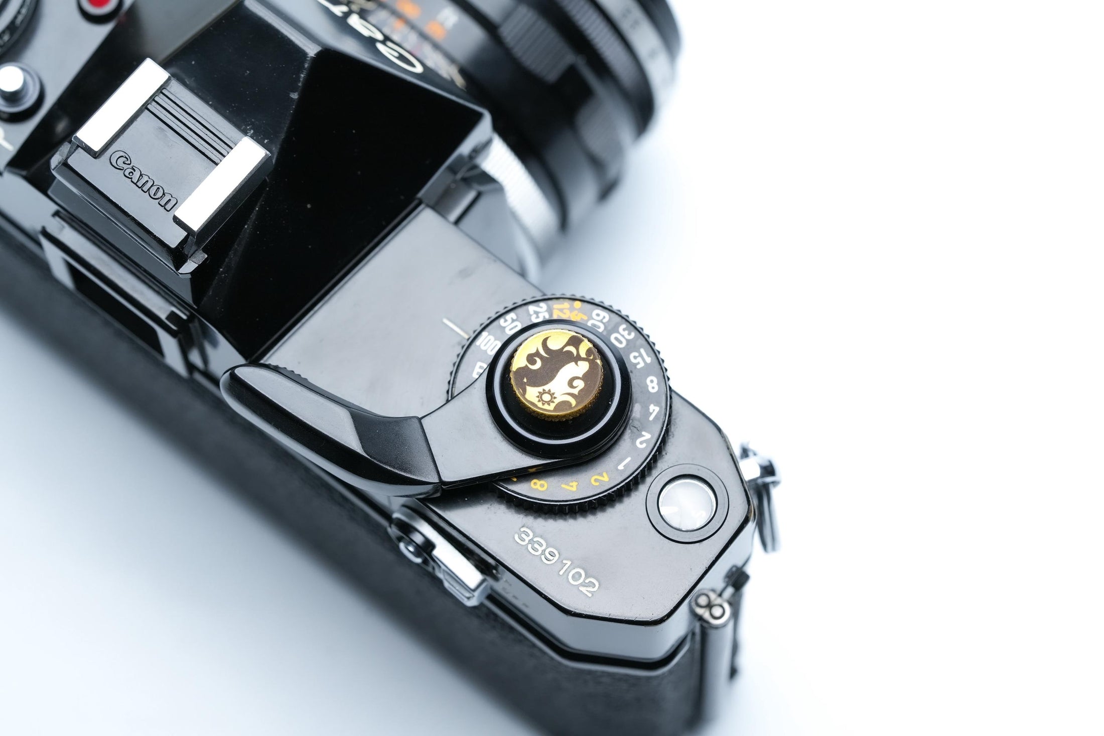 Messing ontspanknop goudkleurig – Yin & Yang zon-maan ontwerp – gegraveerde shutter release button voor Fujifilm, Sony, Nikon, Leica