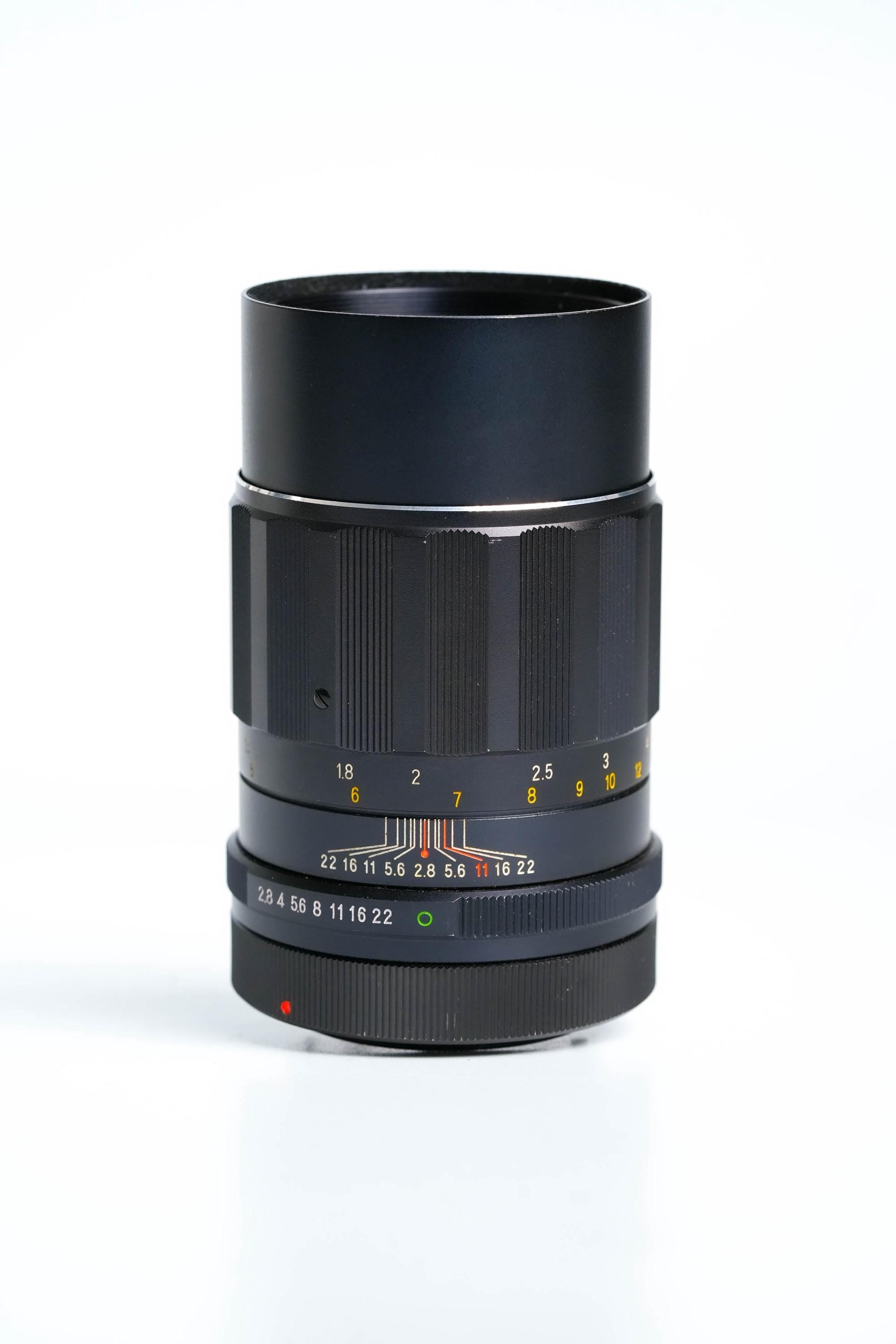 Tokina 135mm f/2.8 – Vintage Telephoto Lens for Canon FD
