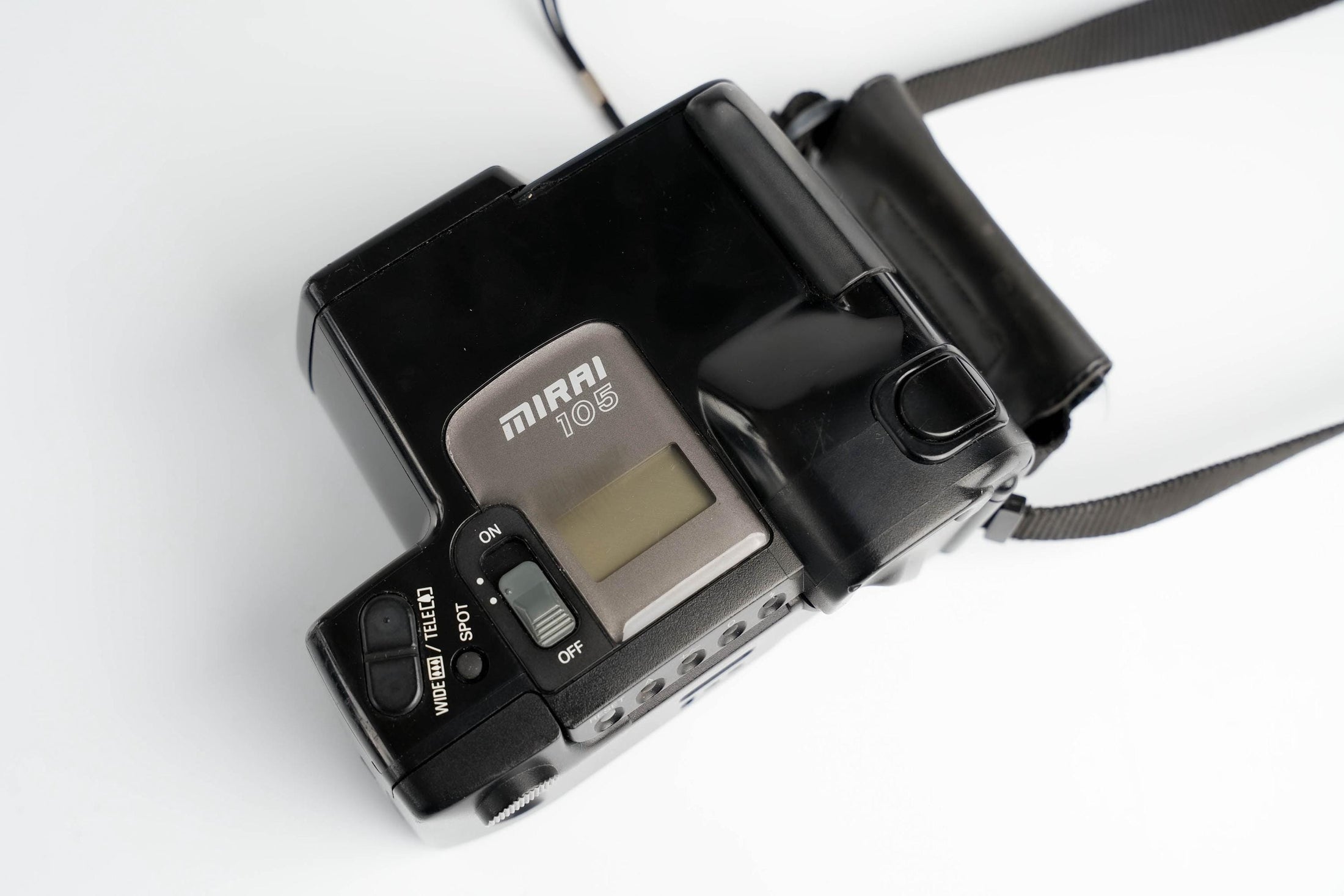 Ricoh Mirai 105: Retro Analog Camera with Modern Autofocus