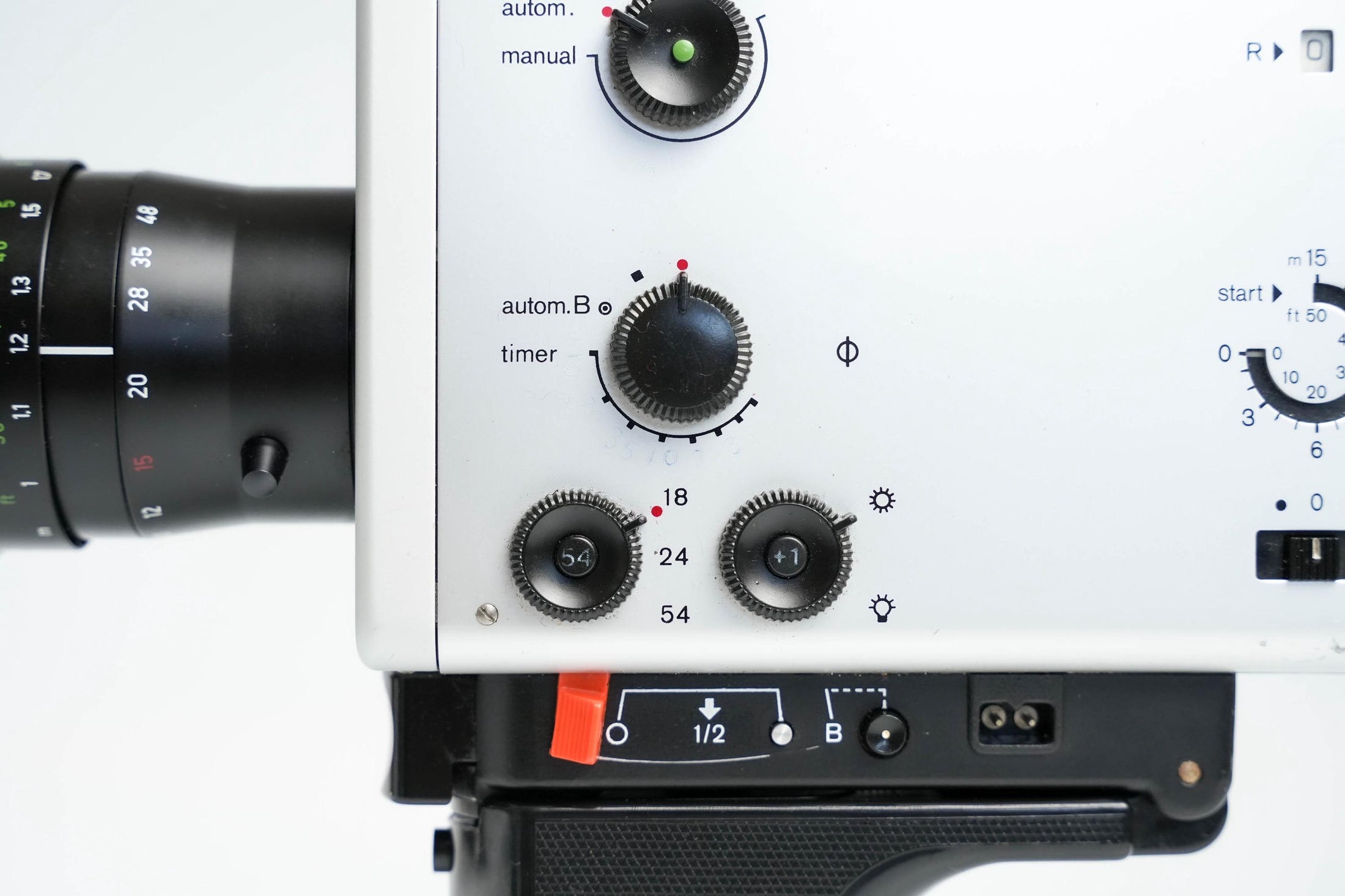 Nizo 481 Super 8 Film Camera – Vintage Bauhaus Design, Fully Functional