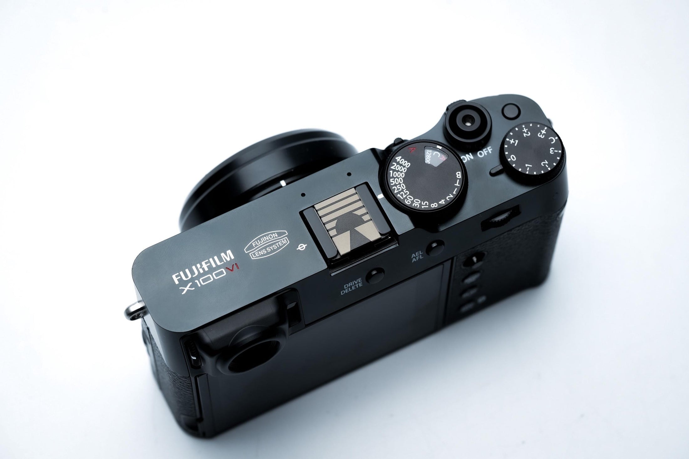 Hotshoe cover Bauhaus zonsondergang – minimalistisch horizon design – zwart aluminium flitsschoen accessoire voor Fujifilm X100VI, Sony