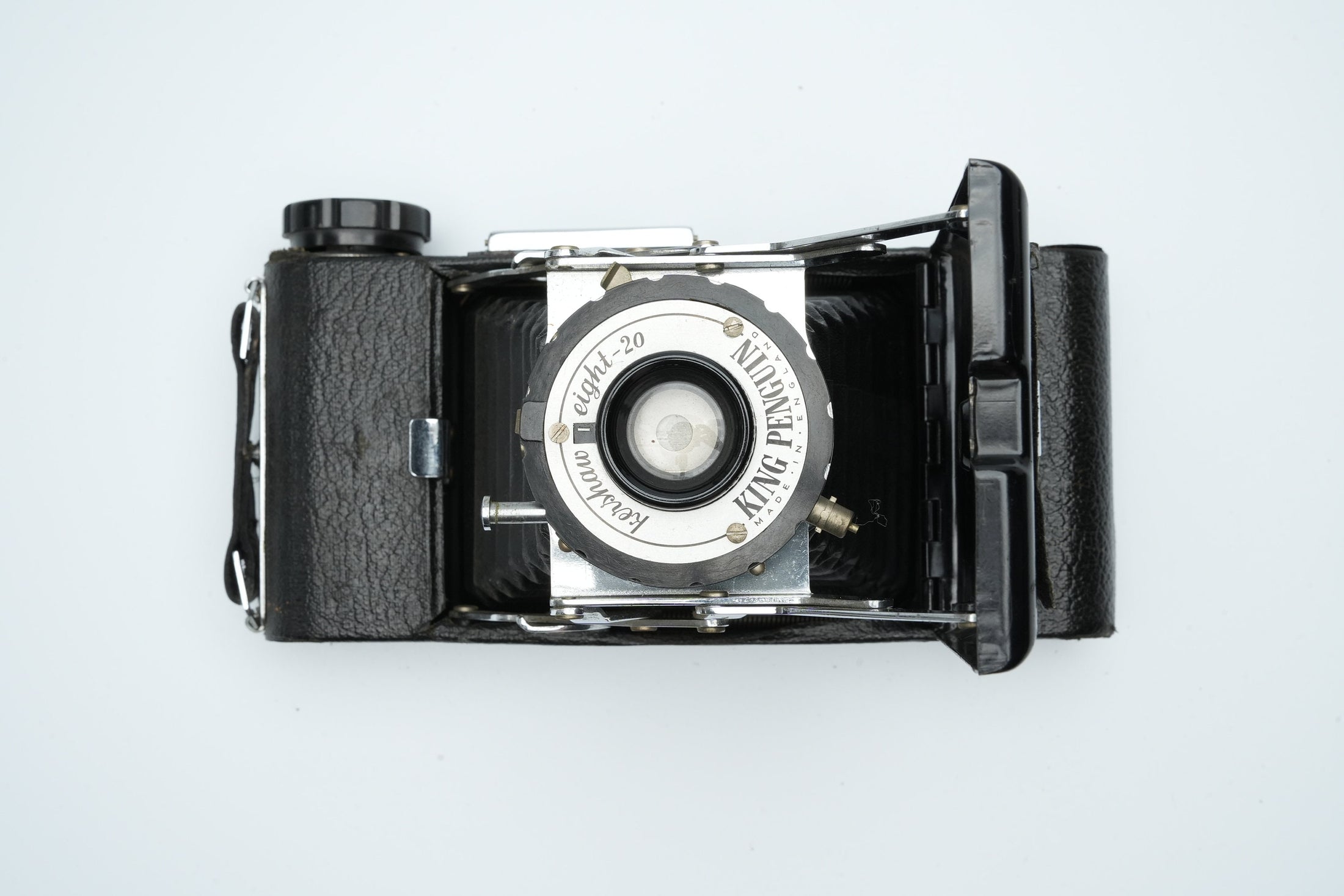 King Penguin Kershaw Eight-20 Vintage Camera - Unseend