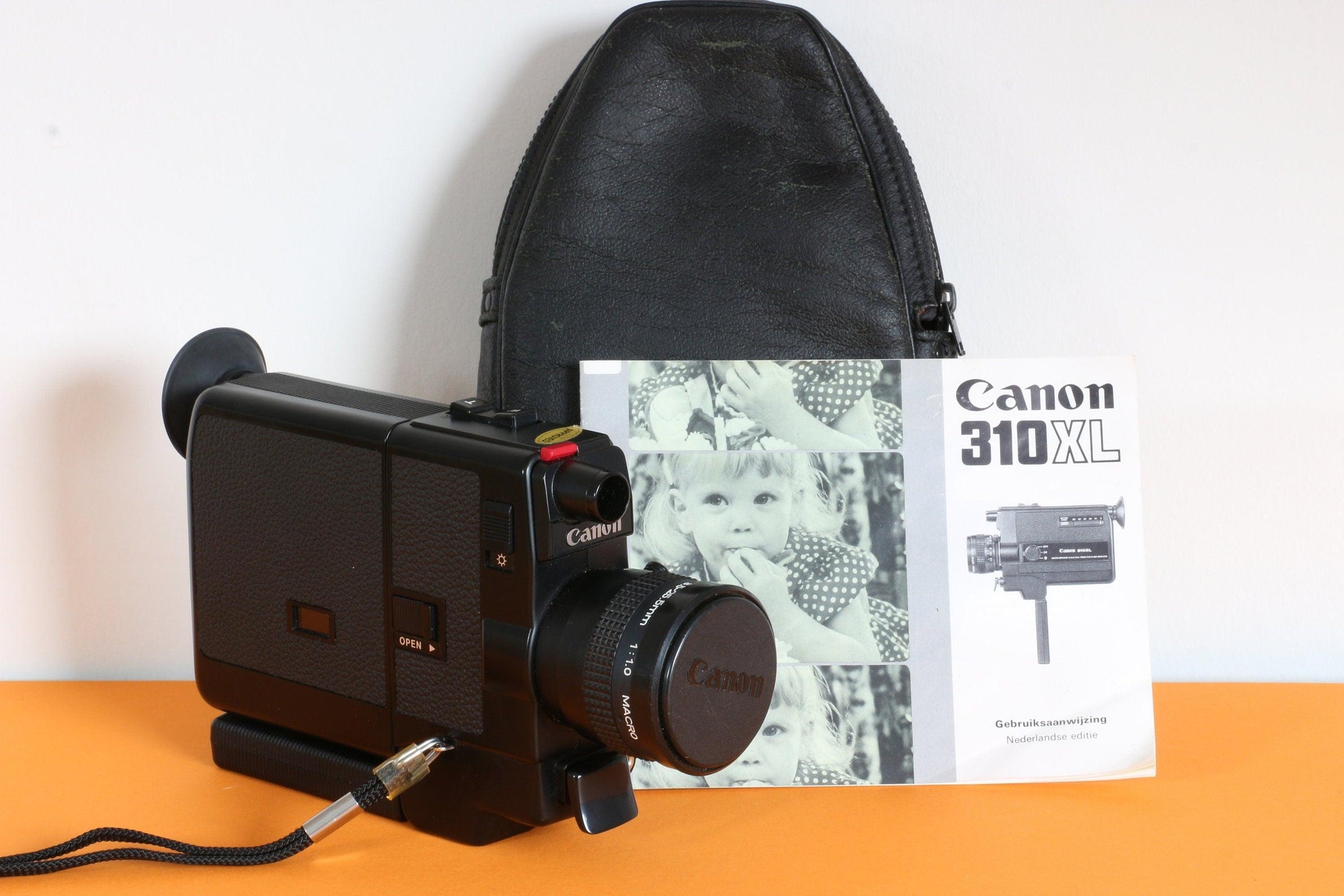 Vintage Canon 310 XL camera c - Unseend