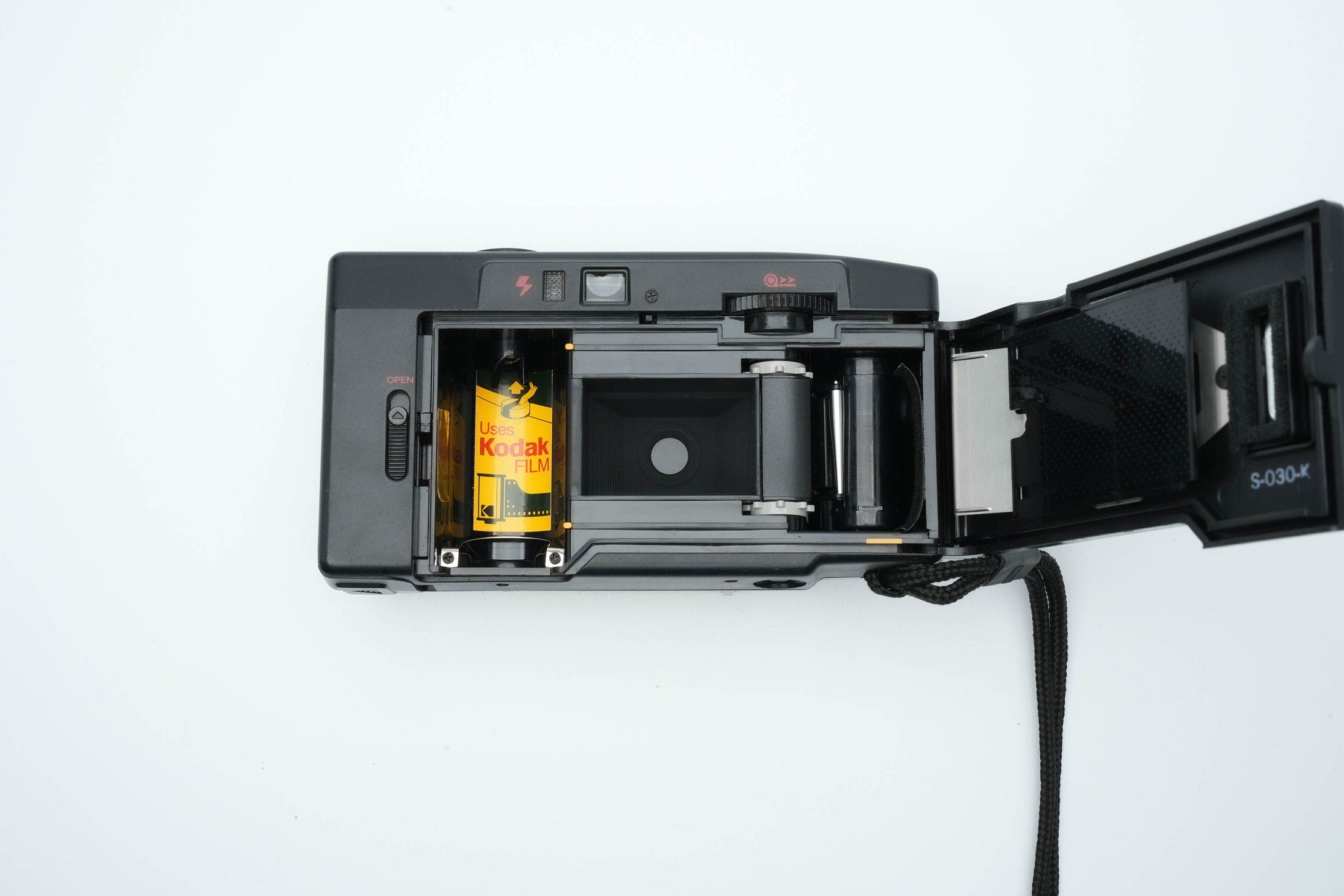 Kodak 335 - vintage Point &amp; Shoot 35mm film camera