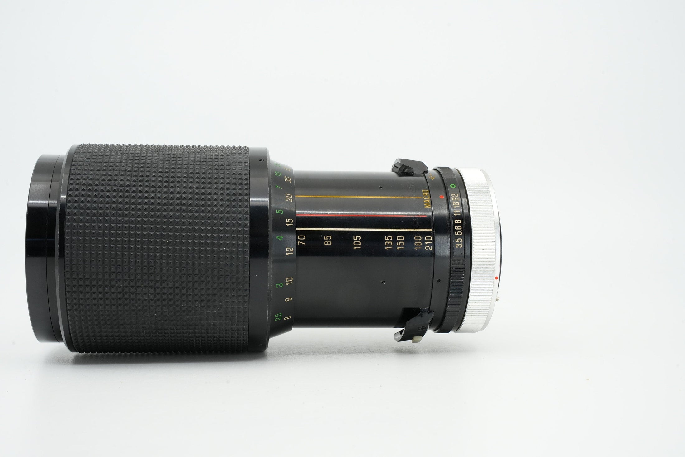 Vivitar 70-210mm f3.5